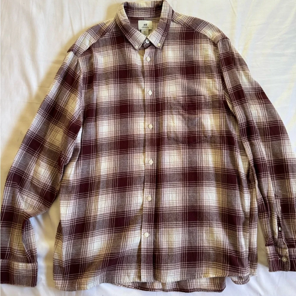 H&M plaid button down - Picture 1 of 2